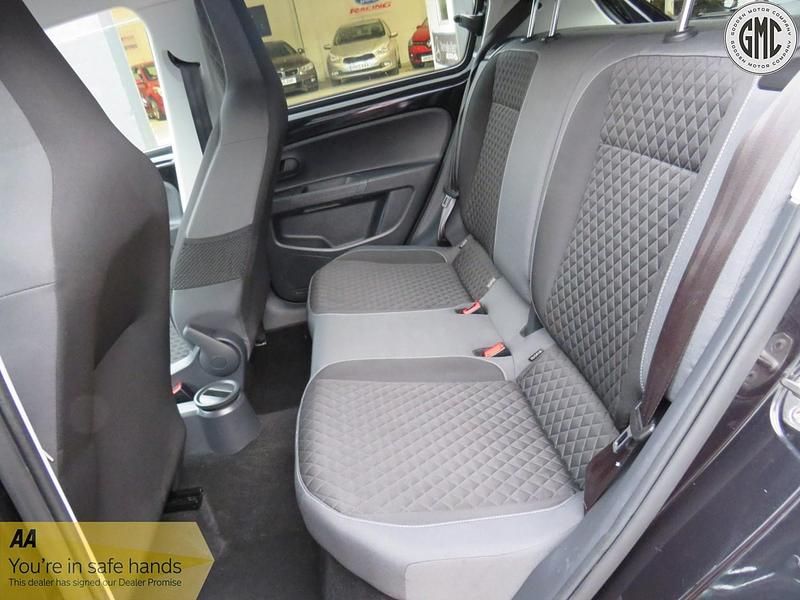 Used Skoda Citigo Colour Edition 60 HP (44 kW) 2019 Black Hatchback