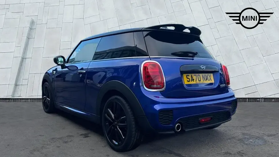 Usado Mini Cooper Hatch 134 HP (98 kW) 2020 Azul Citadino