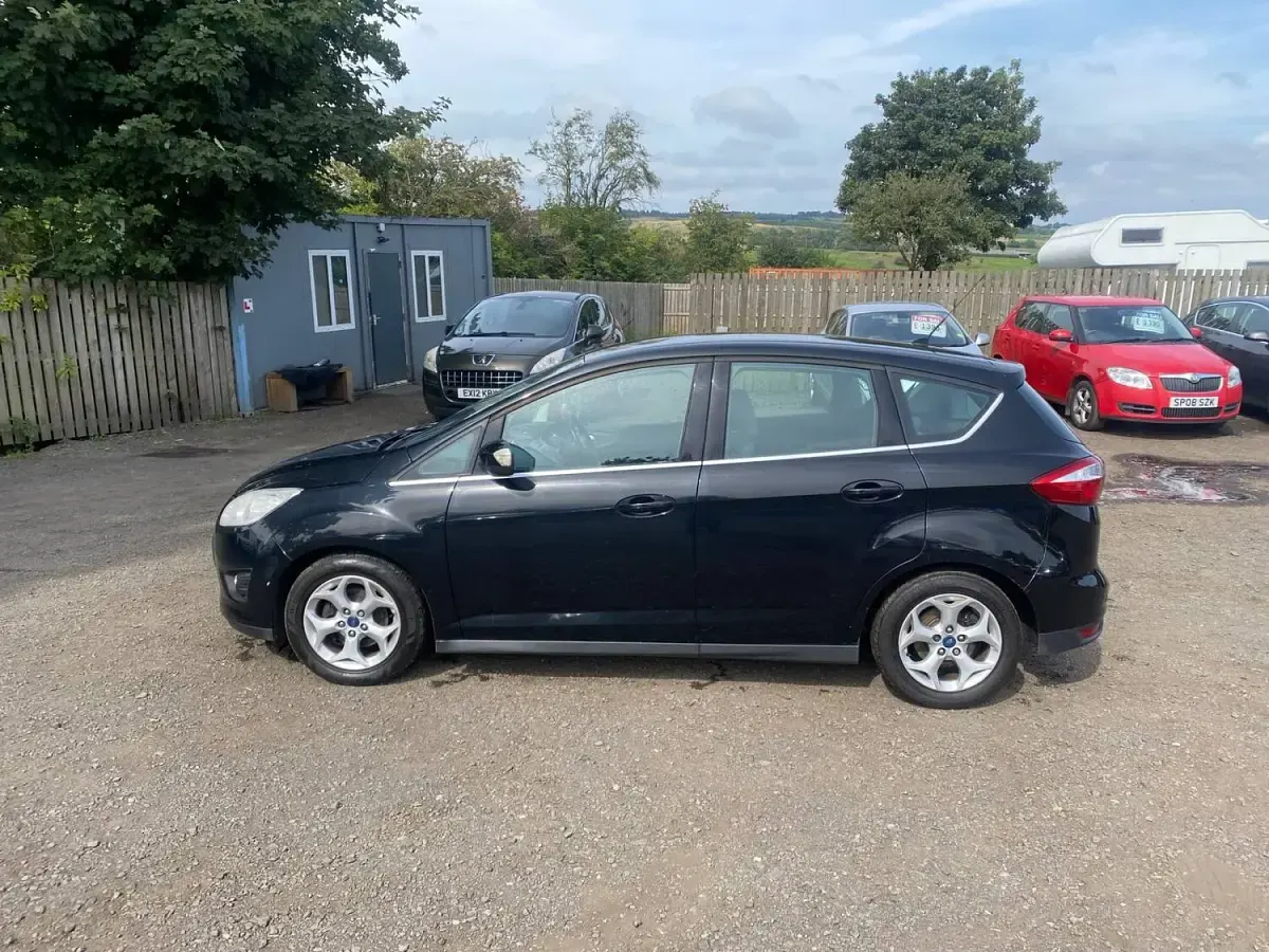 Used Ford C-MAX Zetec 2014 Black MPV