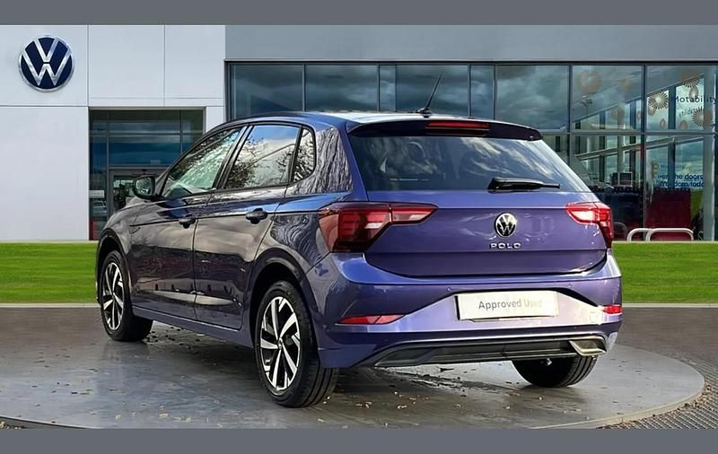Begagnad VW Polo Match 95 HK (69 kW) 2025 Lila Halvkombi