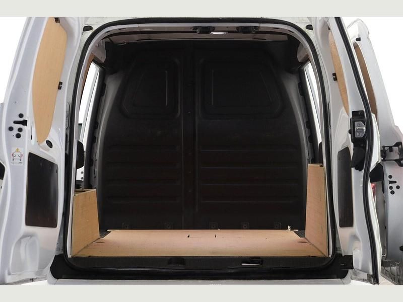 Used Nissan Townstar Tekna 89 kW (122 HP) 2023 White Van