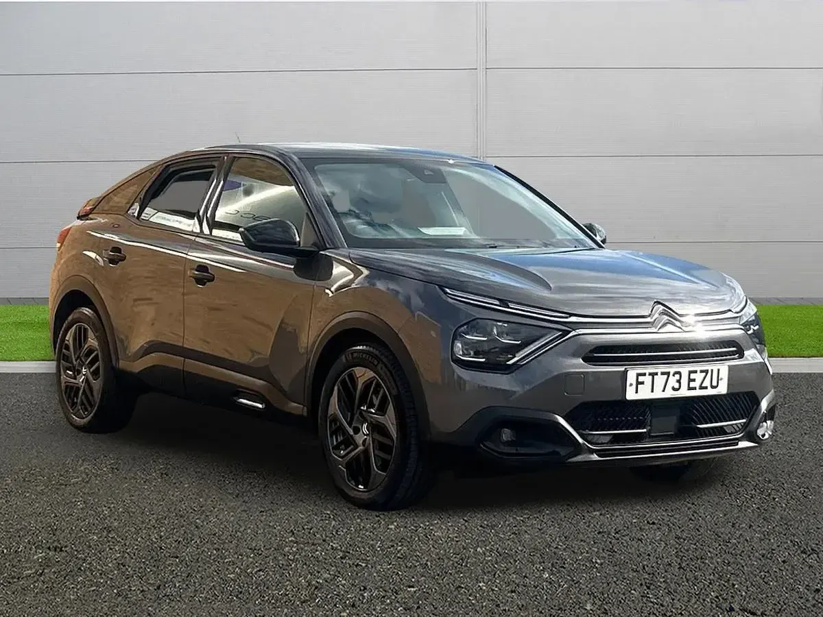 Używany Citroën C4 PureTech 102 KM (75 kW) 2023 Szary SUV