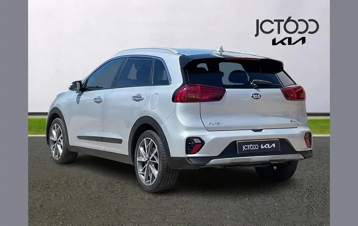 Used Kia Niro 141 HP (103 kW) 2020 Silver SUV
