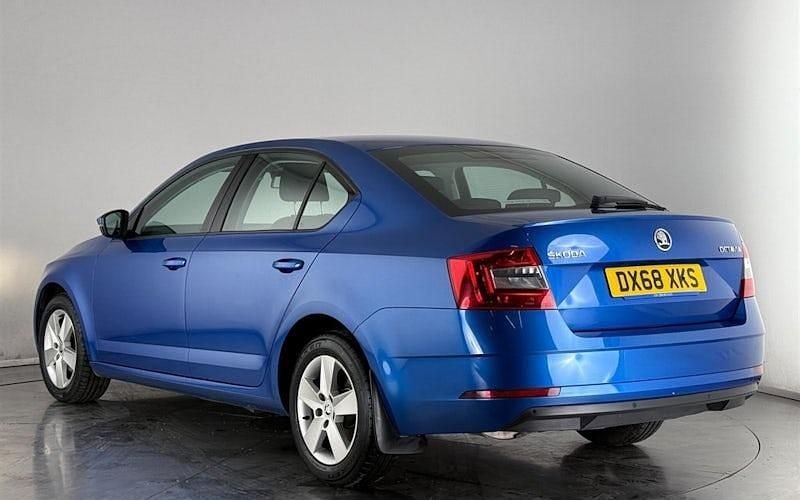 Used Skoda Octavia SE 150 HP (110 kW) 2018 Blue Hatchback