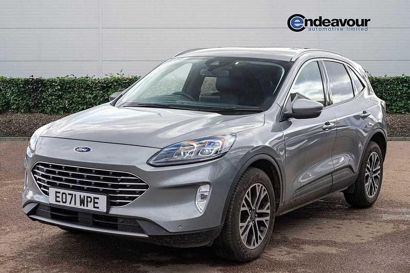Used Ford Kuga Titanium 150 HP (110 kW) 2021 Silver SUV