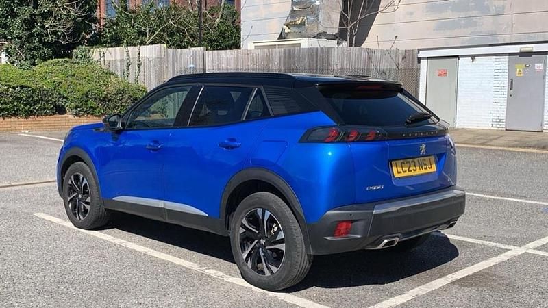 Used Peugeot 2008 GT 129 HP (94 kW) 2023 Blue SUV