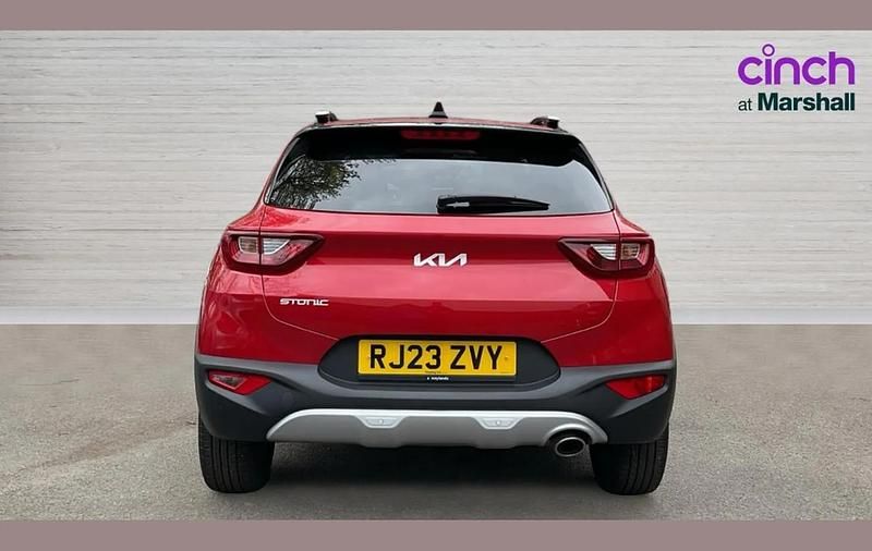 Used Kia Stonic 118 HP (86 kW) 2023 Red SUV