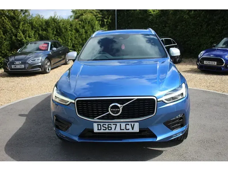 Used Volvo XC60 R-Design 235 HP (172 kW) 2017 Bursting blue metallic SUV