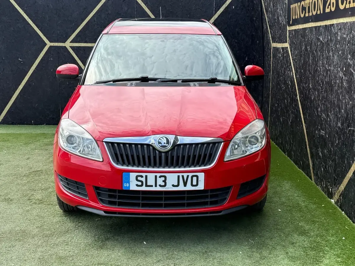 Gebraucht Skoda Roomster SE 105 PS (77 kW) 2013 Rot Van / Kleinbus