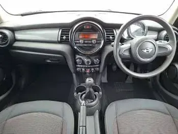 Used Mini Cooper 136 HP (100 kW) 2017 Red Hatchback