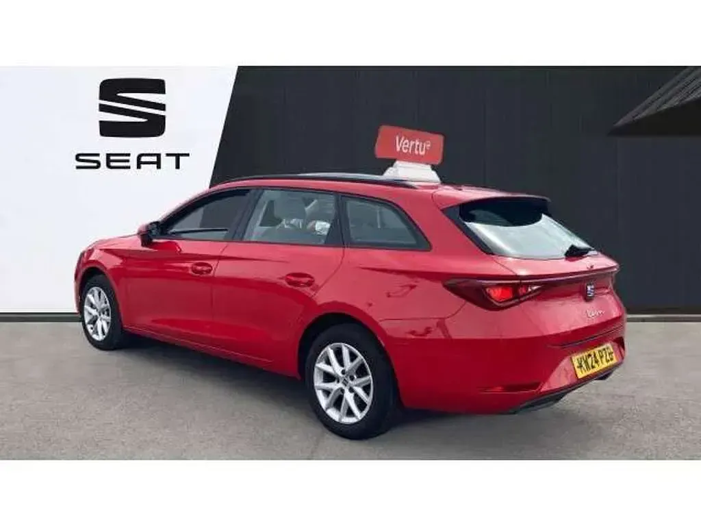 Used Seat Leon SE 150 HP (110 kW) 2024 Red Estate