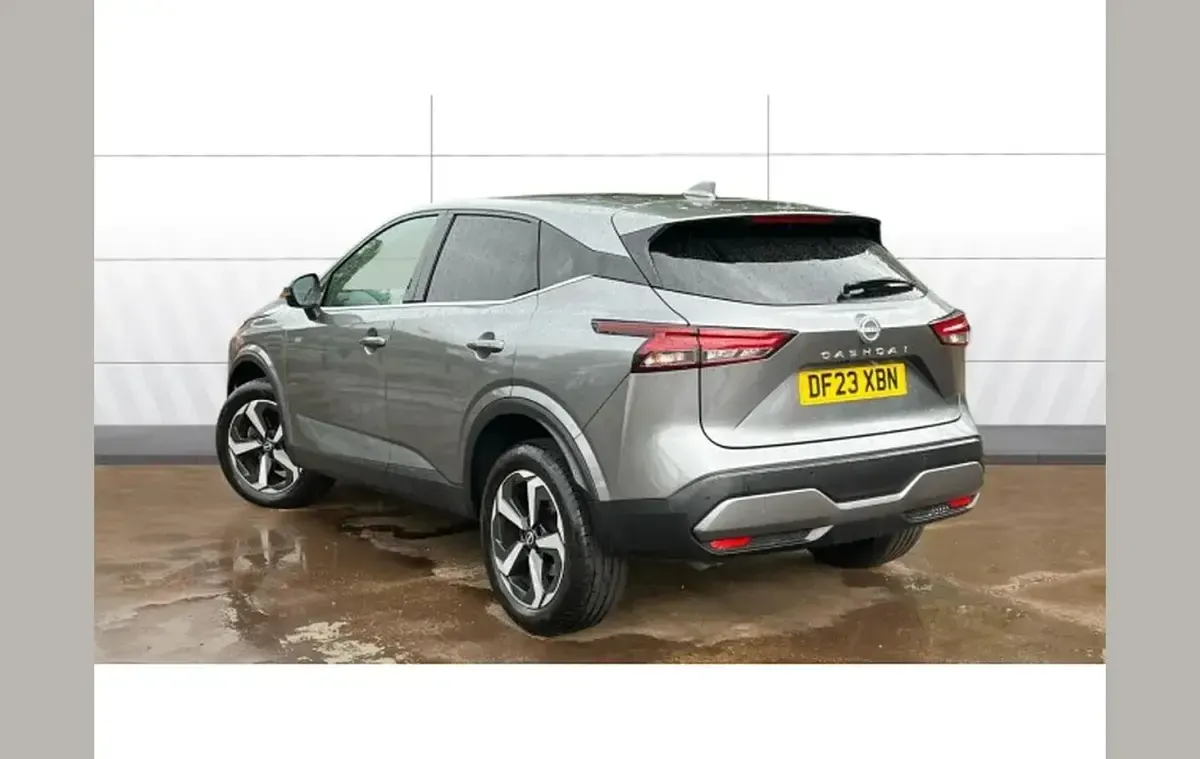 Used Nissan Qashqai N-Connecta 158 HP (116 kW) 2023 Grey SUV