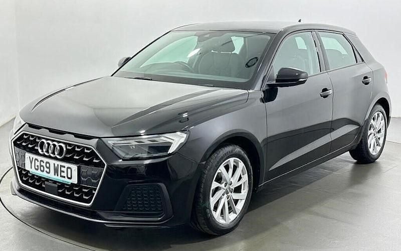 Used Audi A1 Sportback Sport 95 HP (69 kW) 2026 Hatchback