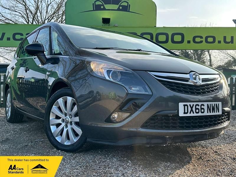 Used Vauxhall Zafira Elite 136 HP (100 kW) 2016 Grey MPV