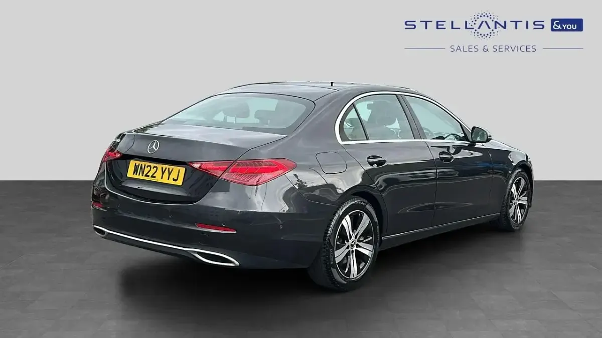 Used Mercedes C200 221 HP (162 kW) 2022 Green Sedan