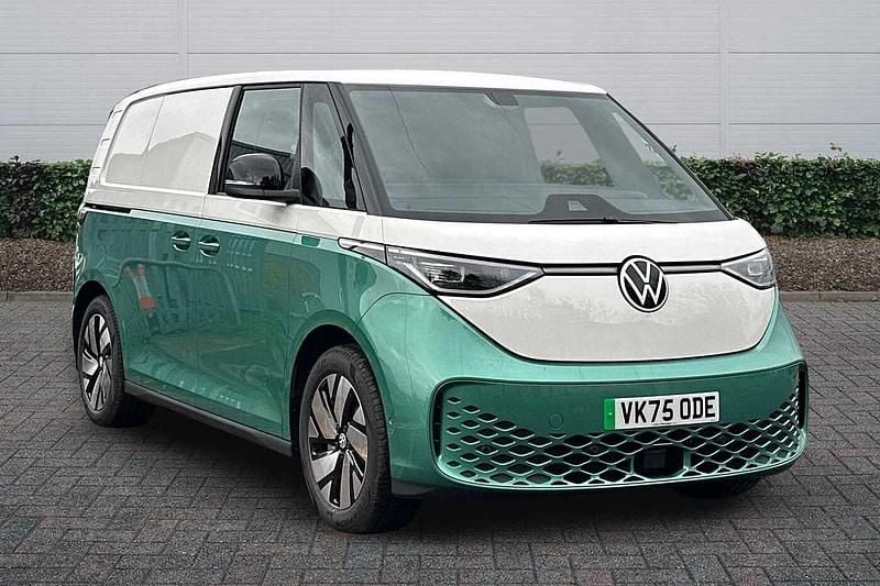 New VW ID. Buzz 250 kW (340 HP) 2025 Candy white / bay leaf green metallic MPV