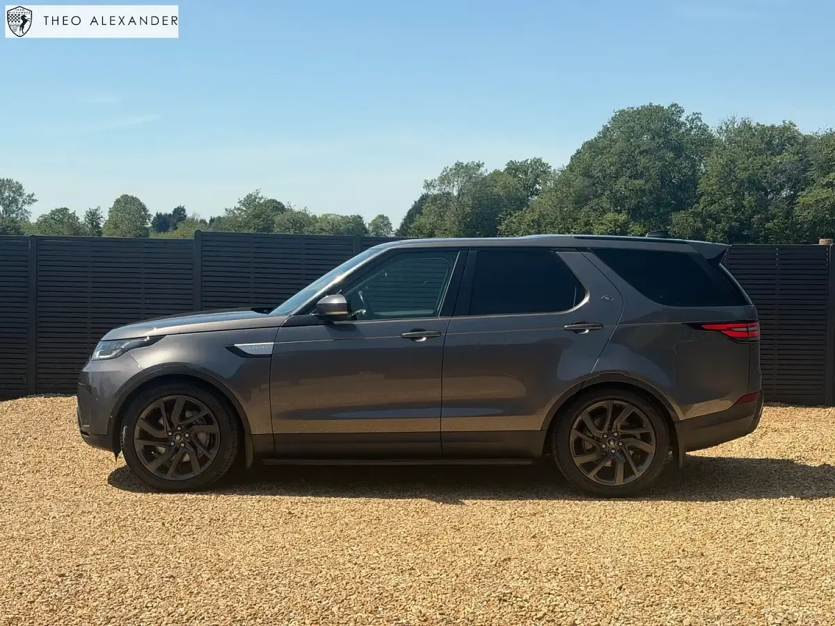Used Land Rover Discovery 5 HSE 306 HP (225 kW) 2019 Grey SUV
