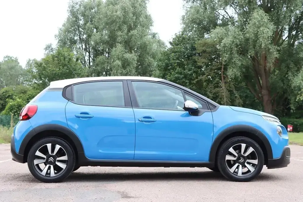 Used Citroën C3 Feel 2018 Blue Hatchback