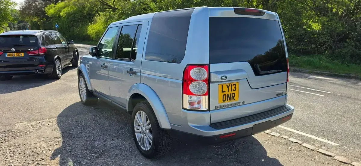 Used Land Rover Discovery 4 255 HP (187 kW) 2013 Silver SUV
