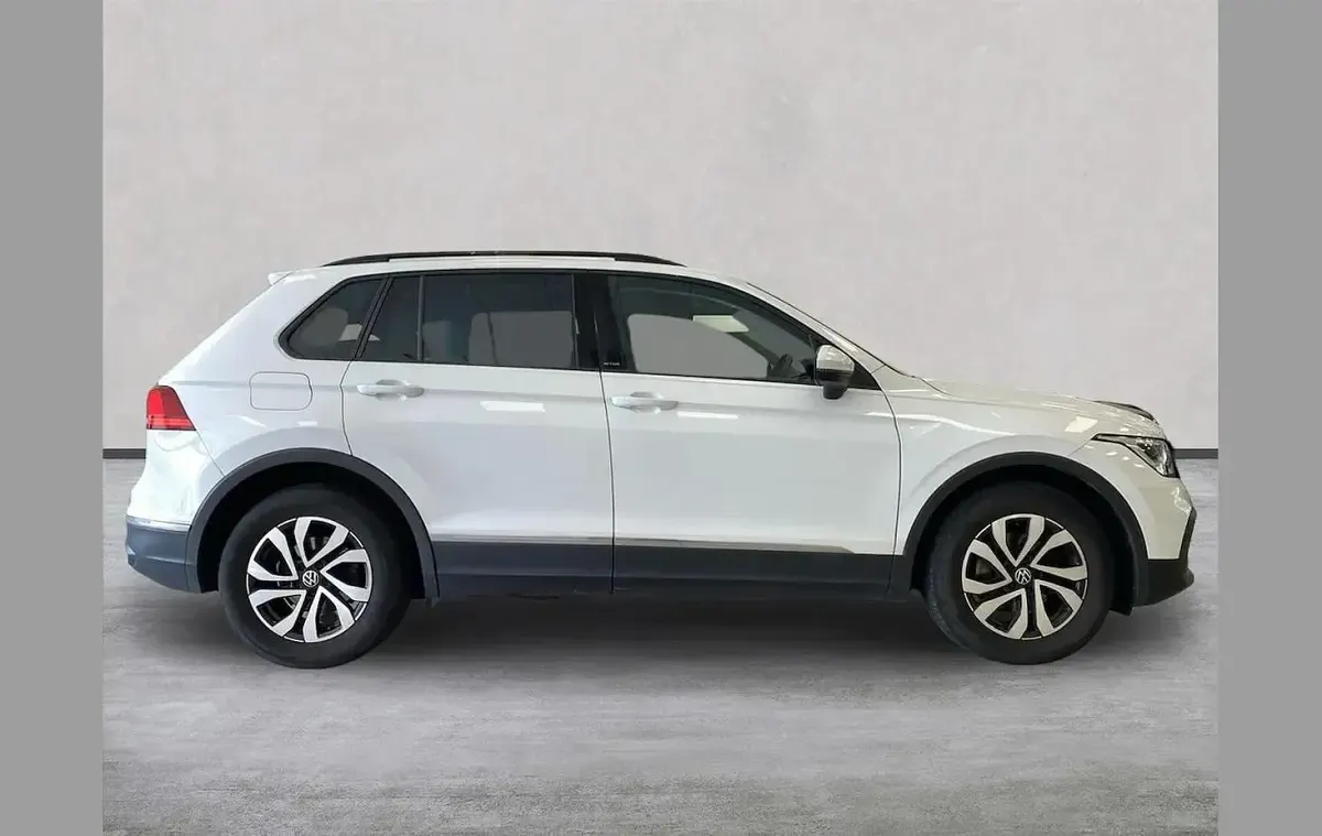 Used VW Tiguan Active 130 HP (95 kW) 2022 White SUV
