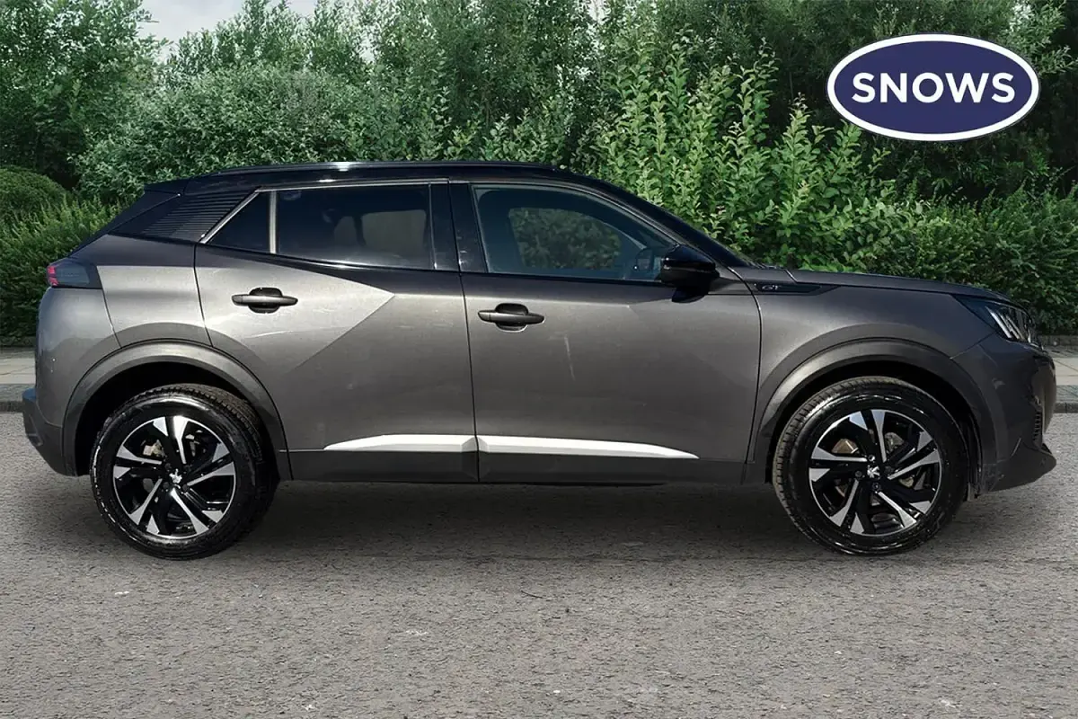 Used Peugeot 2008 GT 131 HP (96 kW) 2023 Nimbus grey SUV