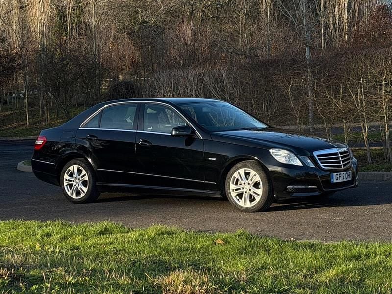 Black Used 2012 Mercedes E220 Executive Sedan | £5,500 (Fair price) - Image 1/4