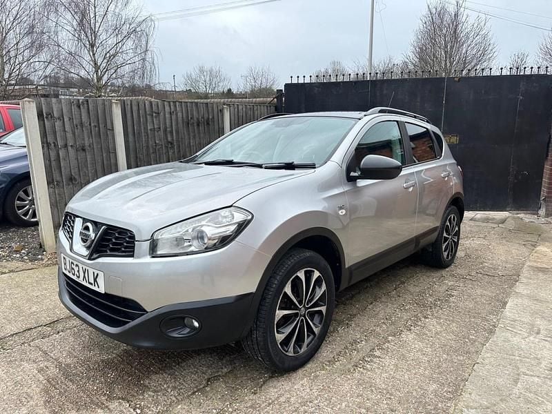 Used Nissan Qashqai 360º 110 HP (80 kW) 2013 Silver SUV