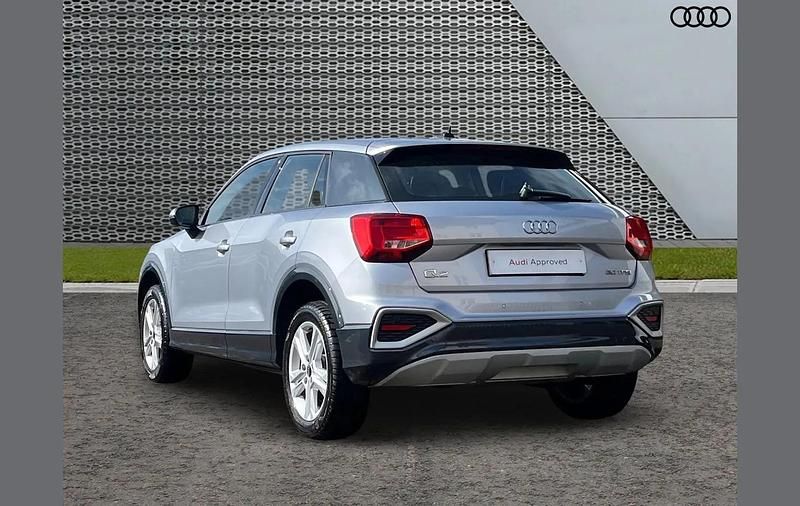 Used Audi Q2 Sport 108 HP (79 kW) 2023 Silver SUV