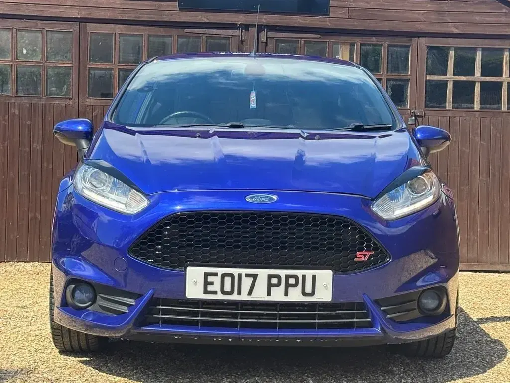 Used Ford Fiesta ST 182 HP (133 kW) 2017 Blue Hatchback