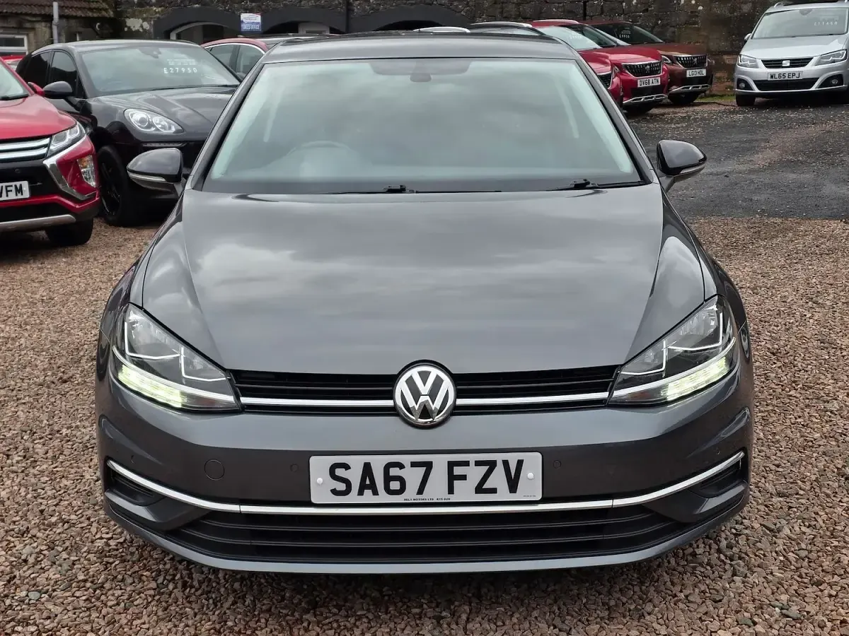 Used VW Golf VII SE 110 HP (80 kW) 2017 Grey Hatchback