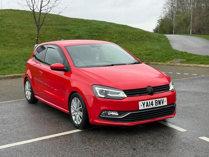 Used VW Polo SE 2014 Red Hatchback