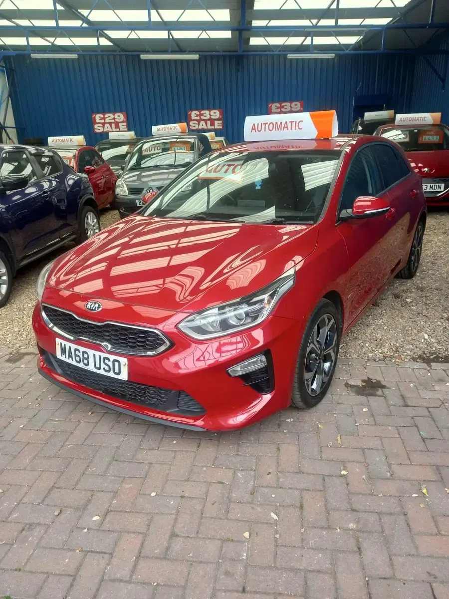 Used Kia Ceed 136 HP (100 kW) 2018 Red Hatchback