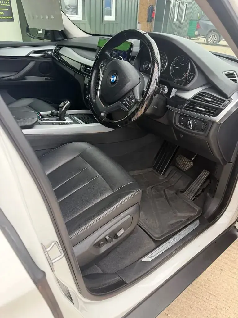 Used BMW X5 255 HP (187 kW) 2018 White SUV