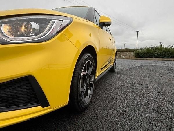 Used MG MG3 Excite 106 HP (77 kW) 2022 Yellow Hatchback