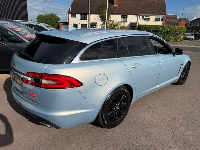 Second-hand Jaguar XF Luxury 2014 Argintiu Break