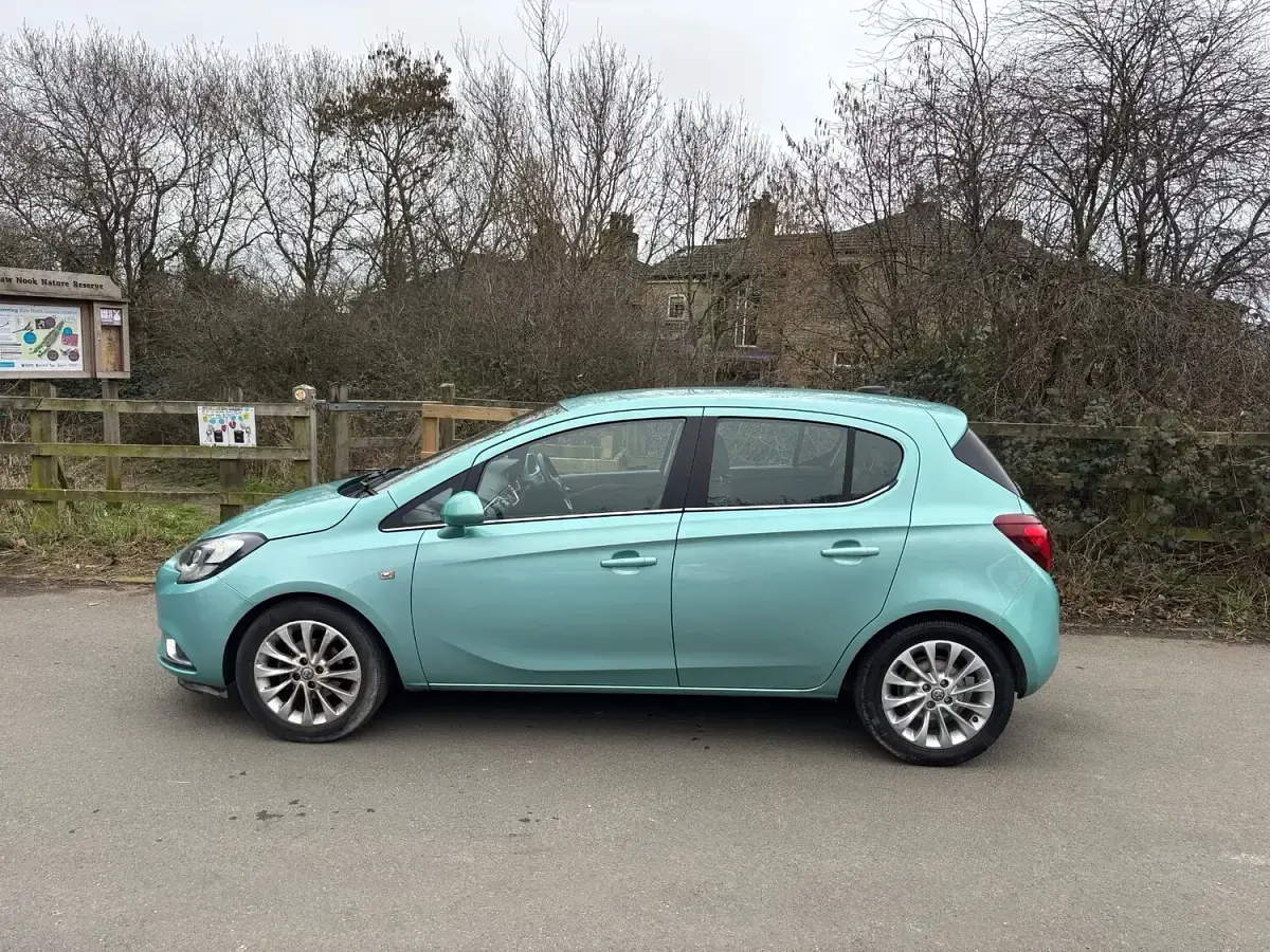 Used Vauxhall Corsa 90 HP (66 kW) 2016 Green Hatchback
