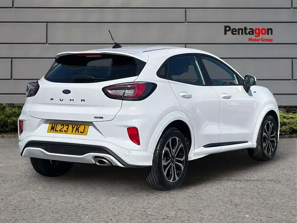 Używany Ford Puma ST-Line 123 KM (90 kW) 2023 Biały SUV
