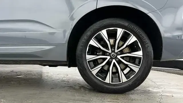 Used Volvo XC60 Plus 194 HP (142 kW) 2023 SUV