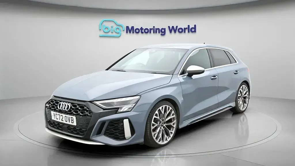 Używany Audi RS3 S-Line 400 KM (294 kW) 2022 Szary Sedan/Limuzyna