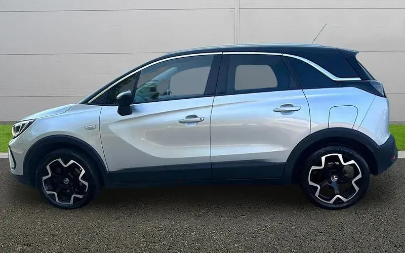 Used Vauxhall Crossland Ultimate 110 HP (80 kW) 2023 Silver SUV