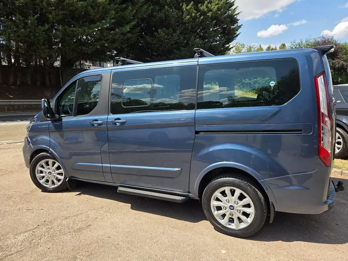 Used Ford Tourneo Titanium X 170 HP (125 kW) 2019 Blue MPV
