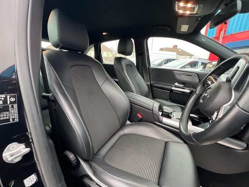 Used Mercedes B200 150 HP (110 kW) 2022 Black MPV
