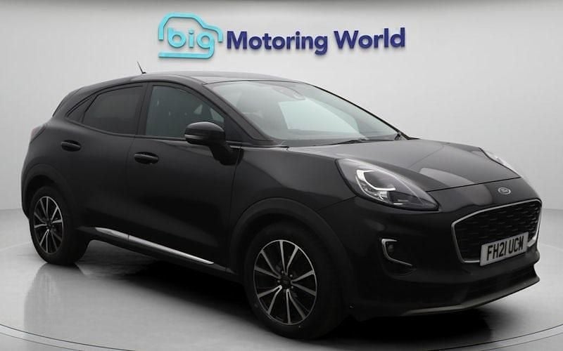 Used 2023 Ford Puma Titanium Hatchback | £12,200 (Super price) - Image 1/4