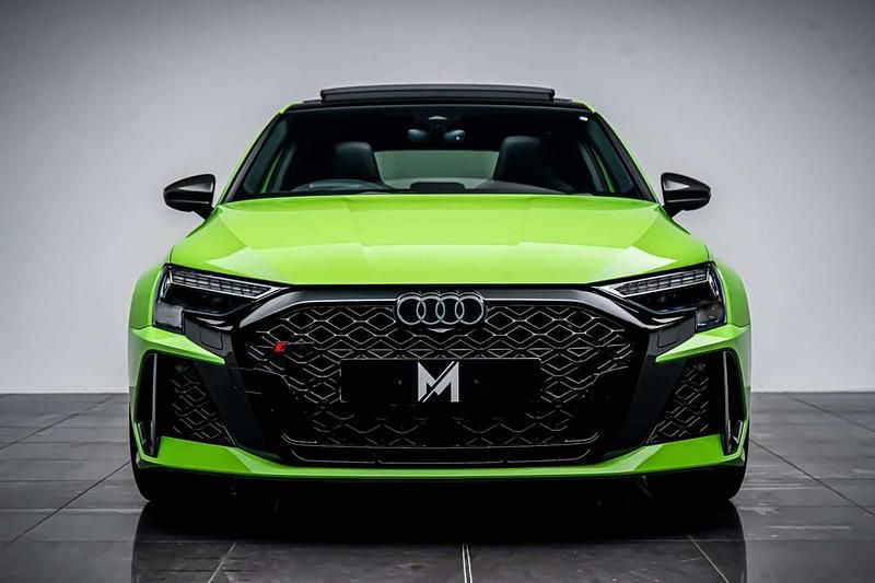 Used Audi RS3 Premium 400 HP (294 kW) 2025 Green Sedan
