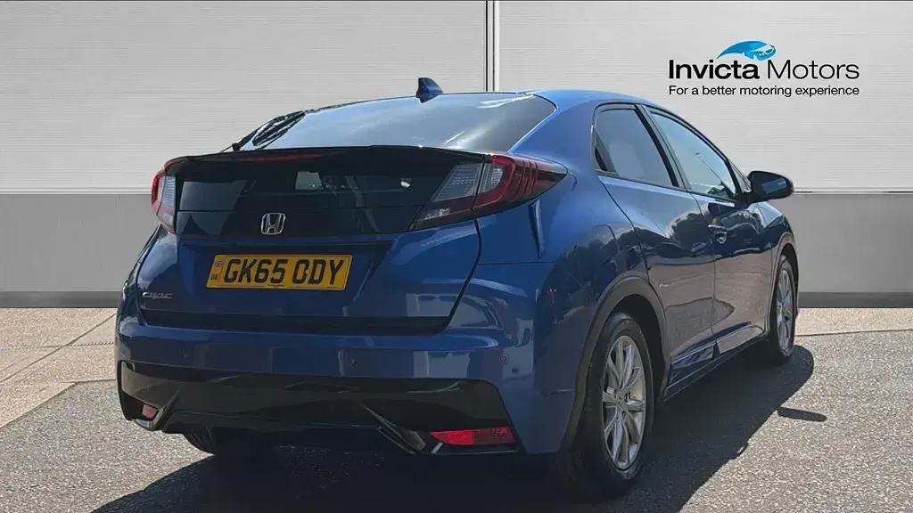 Używany Honda Civic SR 120 KM (88 kW) 2015 Niebieski Hatchback