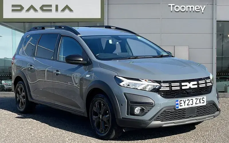 Second-hand Dacia Jogger Extreme 110 CP (80 kW) 2023 Monovolum