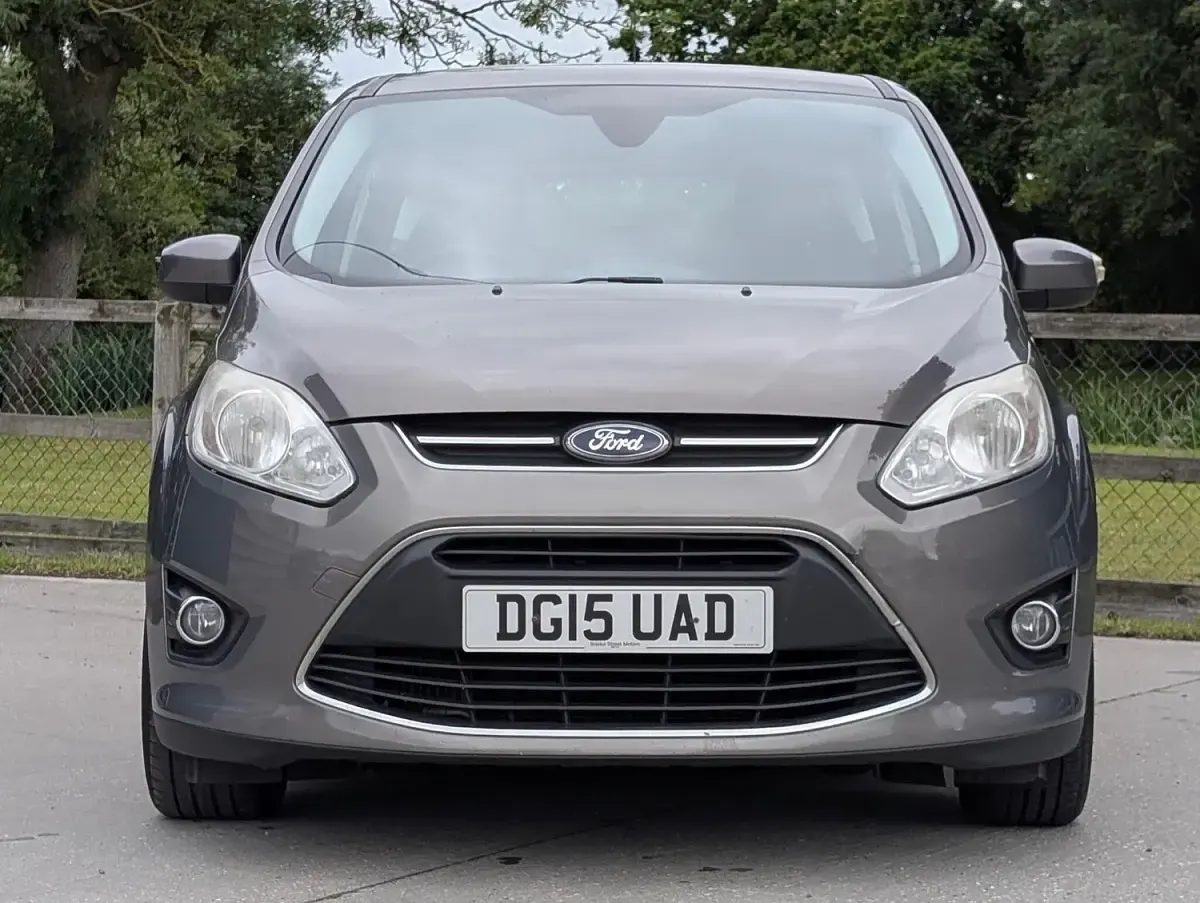 Used Ford C-MAX Zetec 2015 Brown MPV