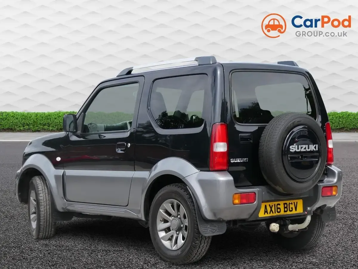 Used Suzuki Jimny SZ4 85 HP (62 kW) 2016 Black SUV