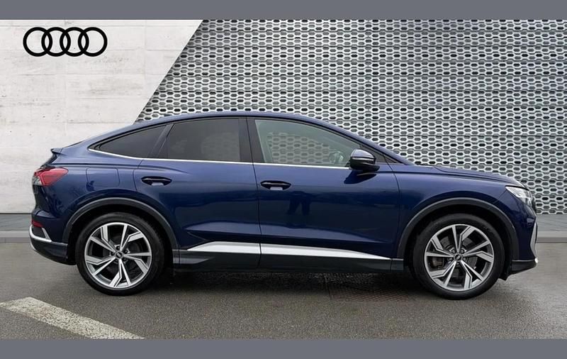 Used Audi Q4 Sportback e-tron Comfort 150 kW (204 HP) 2021 Blue SUV