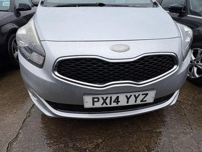 Used Kia Carens 133 HP (97 kW) 2014 Silver MPV